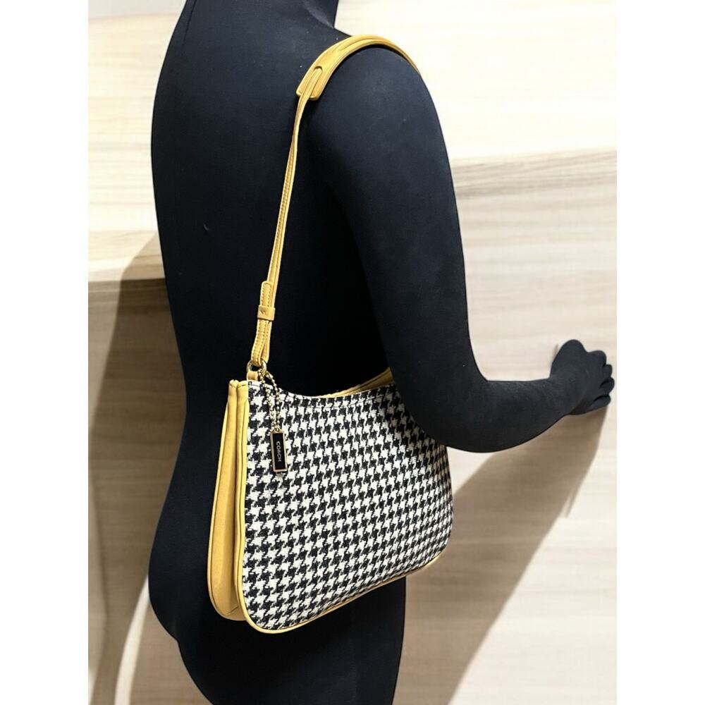 Vintage Coach 8161 Girlie Houndstooth Hobo Bag - Picture 7 of 10